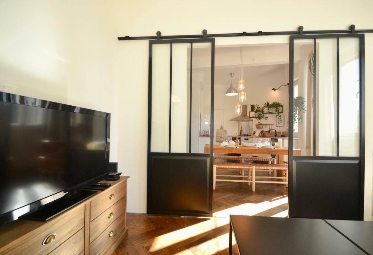 Le St Francois - Gorgeous Apt Art-déco,lift, A/c, 20 Meters Beach Appartement