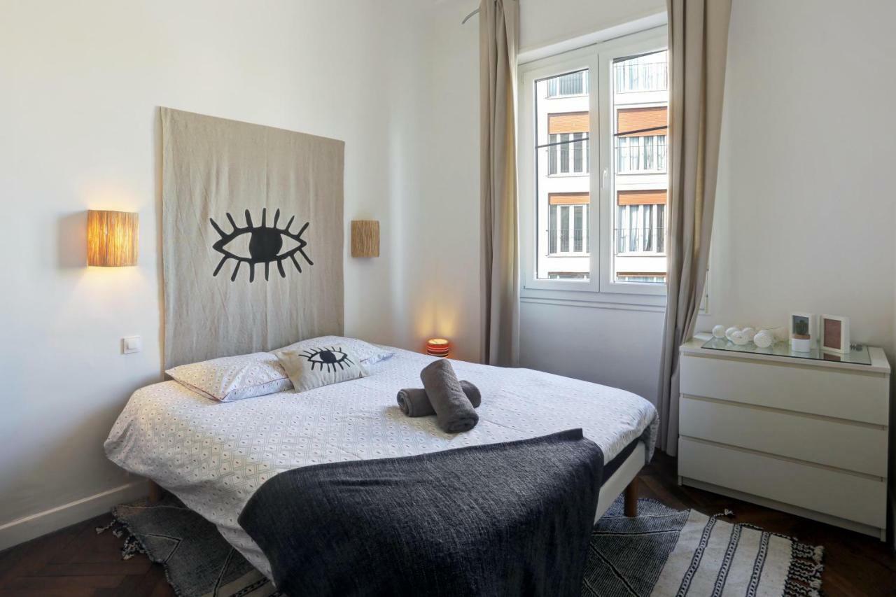 Appartement Le St Francois - Gorgeous Apt Art-déco,lift, A/c, 20 Meters Beach