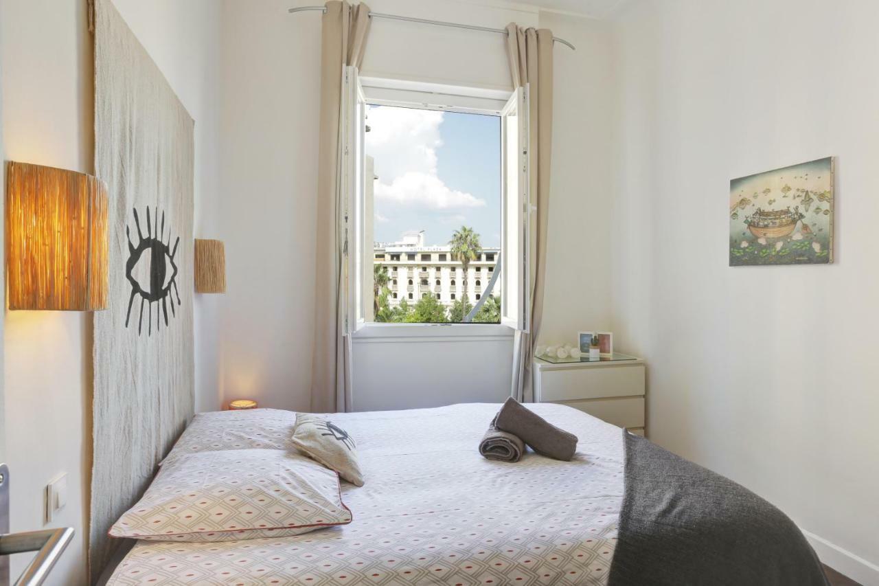 Le St Francois - Gorgeous Apt Art-déco,lift, A/c, 20 Meters Beach *